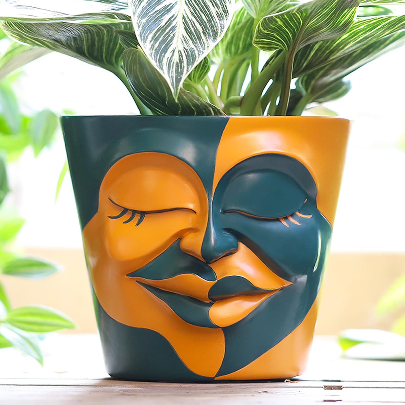 GUGUGO Abstract Bicolor Head Planters, Unique Face Plant Pot with Drainage, Cute Eclectic Succulent Pots for Indoor Plants, Colorful Funny Small Home Decor, Green & Orange