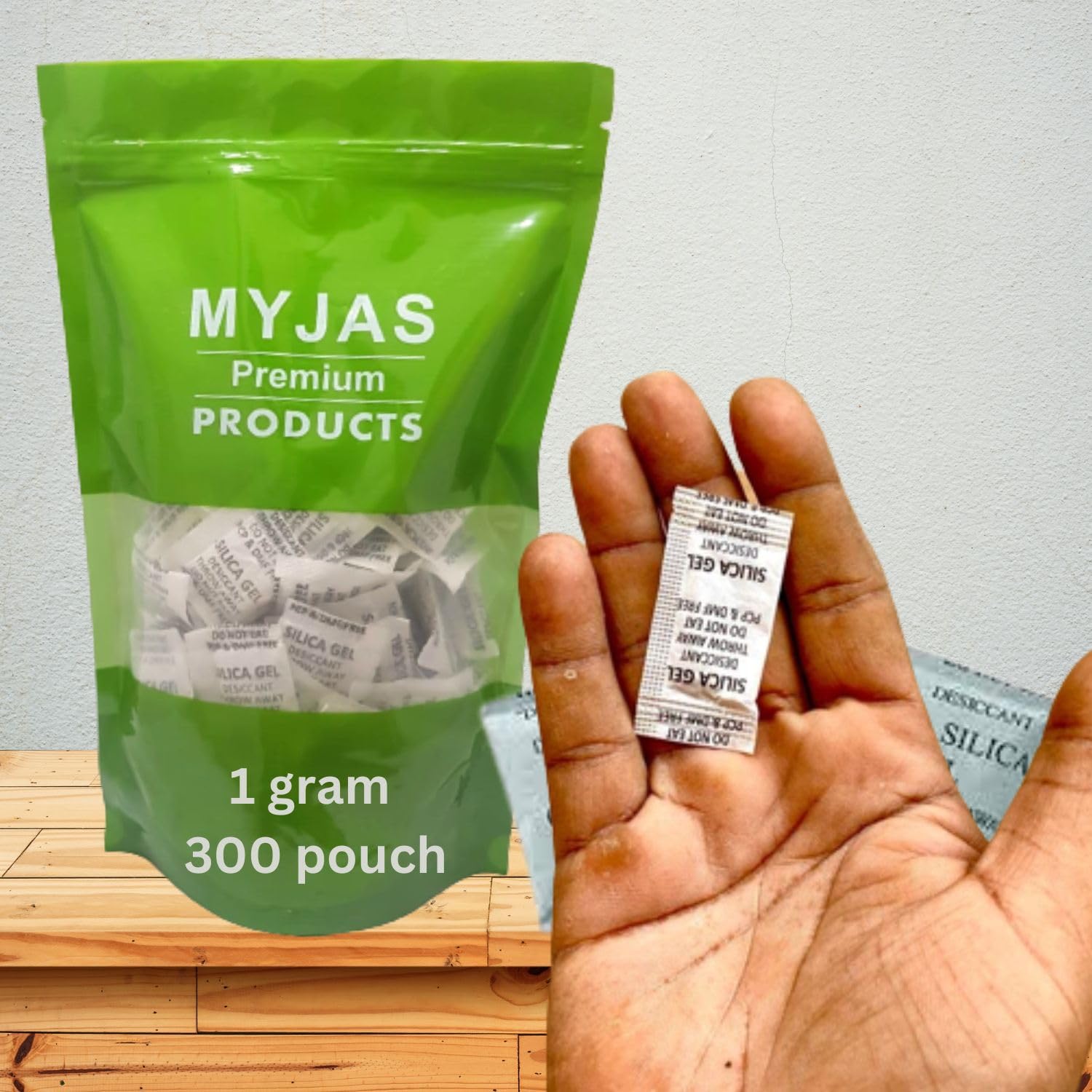 Myjas- silica silicon silika gel moisture absorber 1 gram small size packets pouch (1 gram-300 packets)