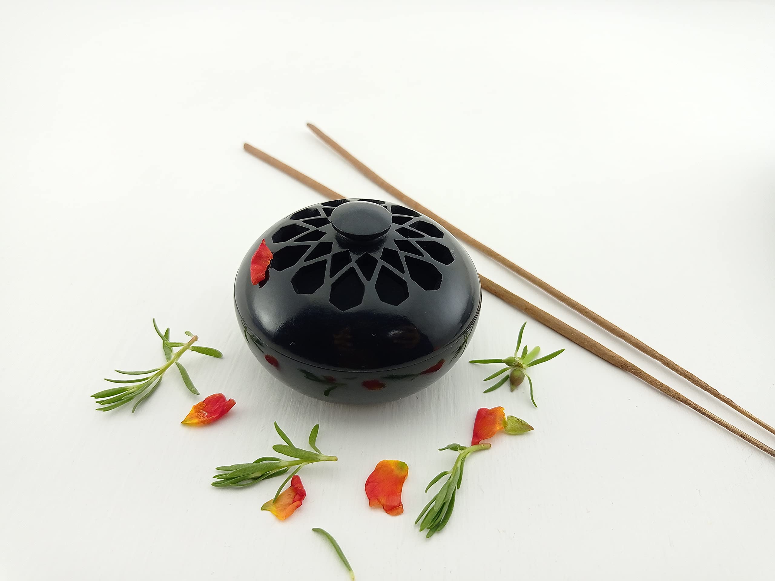 Al Maun | Kasib | Marble Natural Black Soapstone | Handmade Round Lattice Craft | Multiusage Incense Holder For Nut & Spices, Storage Jewellery and Ornament Box