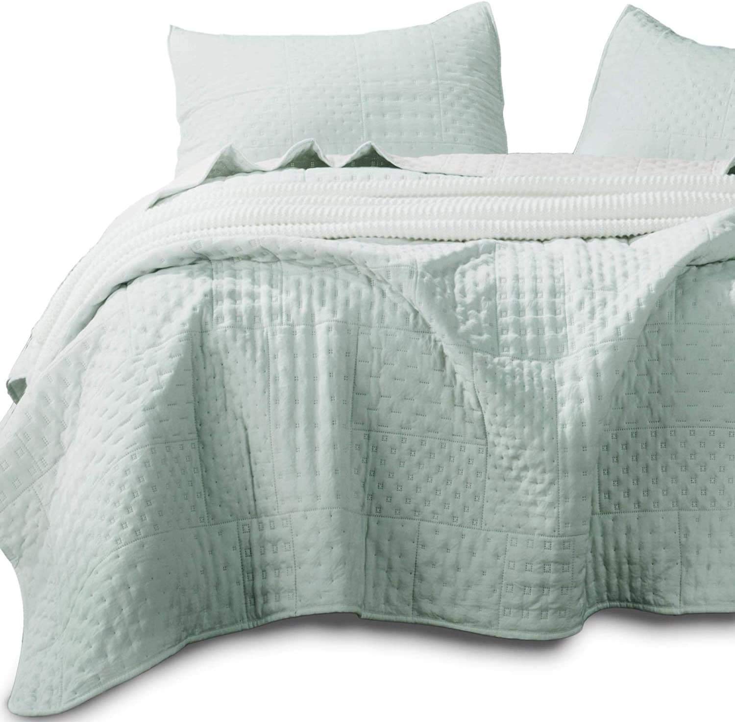 Kasentex Quilted Coverlet 3-pc Mini Bedding Set-All Season Lightweight Ultra Soft Stone Washed Blanket-Heat-Pressed 2-Tone Reversible Color, Full/Queen + 2 Shams, Milky Green/Sheer Pink