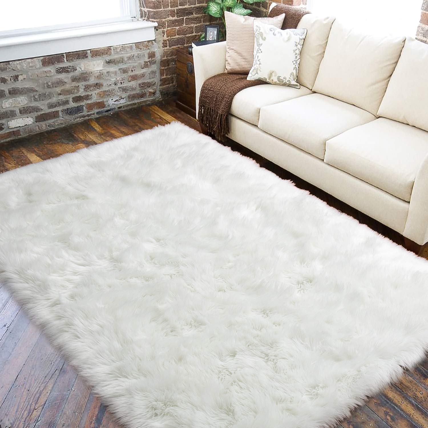 LOCHAS White Fluffy Faux Fur Rug for Living Room, 90 X 150cm, White