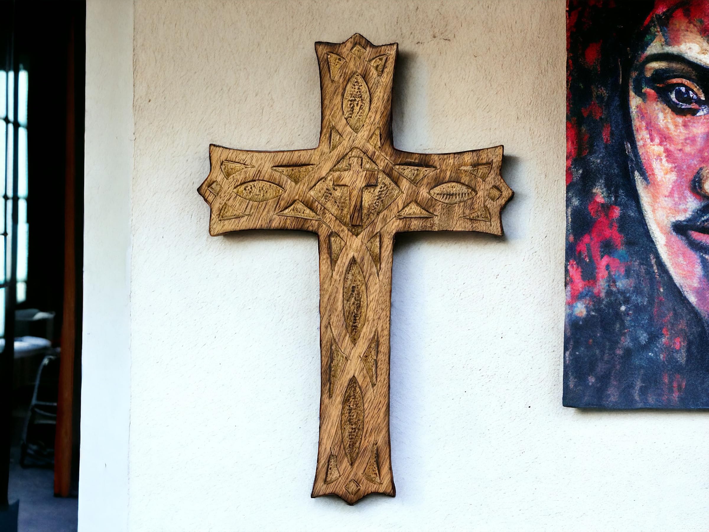 EARTHLY HOME Handmade Crucifix Wall Cross, Antique Holy Catholic Crosses, Jesus Christ Floral Carving Plaque, Hanging Catholic Crucifix Home Chapel Décor, Living Room Brown