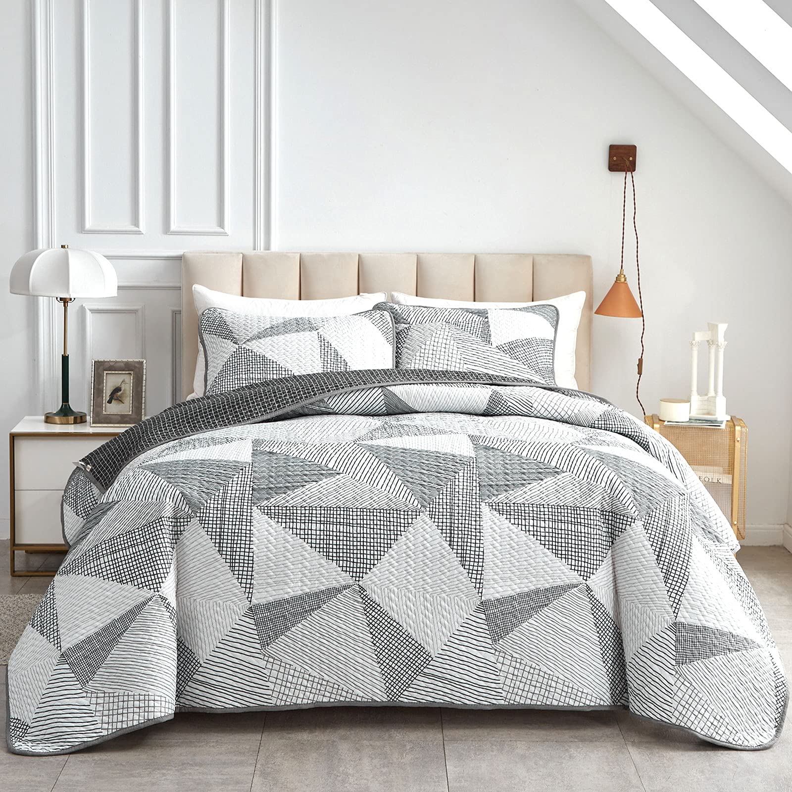 Joyreap3 Pieces Quilt Set King, Geometrical Triangle White Pattern, Smooth Soft Microfiber Quilt, Bedspread Bed Cover for All Season, 1 Quilt and 2 Pillow Shams- 102x90 inches