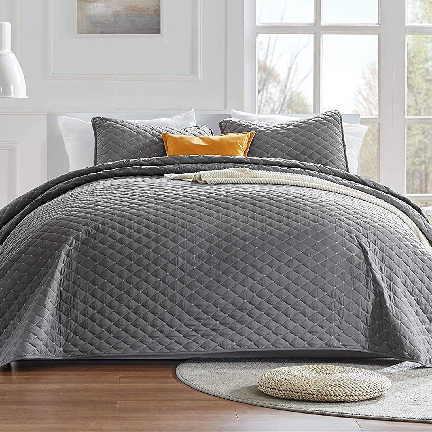 SLEEP ZONE3-Piece Lightweight Reversible Quilt Set - Full/Queen Size (2 Pillow Shams) - Soft Microfiber Coverlet Set for All Season (Grey Diamond Pattern)