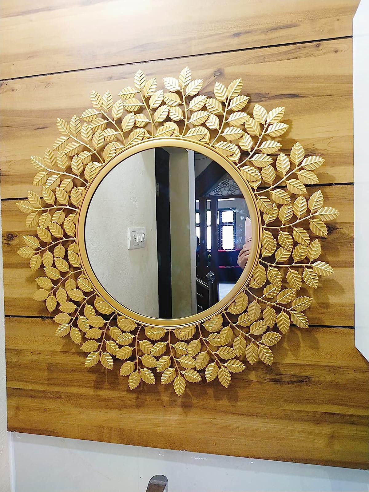 Furnish Craft Alloy Steel Rust Proof Wall Round Mirror - Ideal Mirror For Bathroom, Mirror For Bedroom, And Decorative Wall Mirror - 24 Inches Golden Mirror For Wall - Durable And Stylish