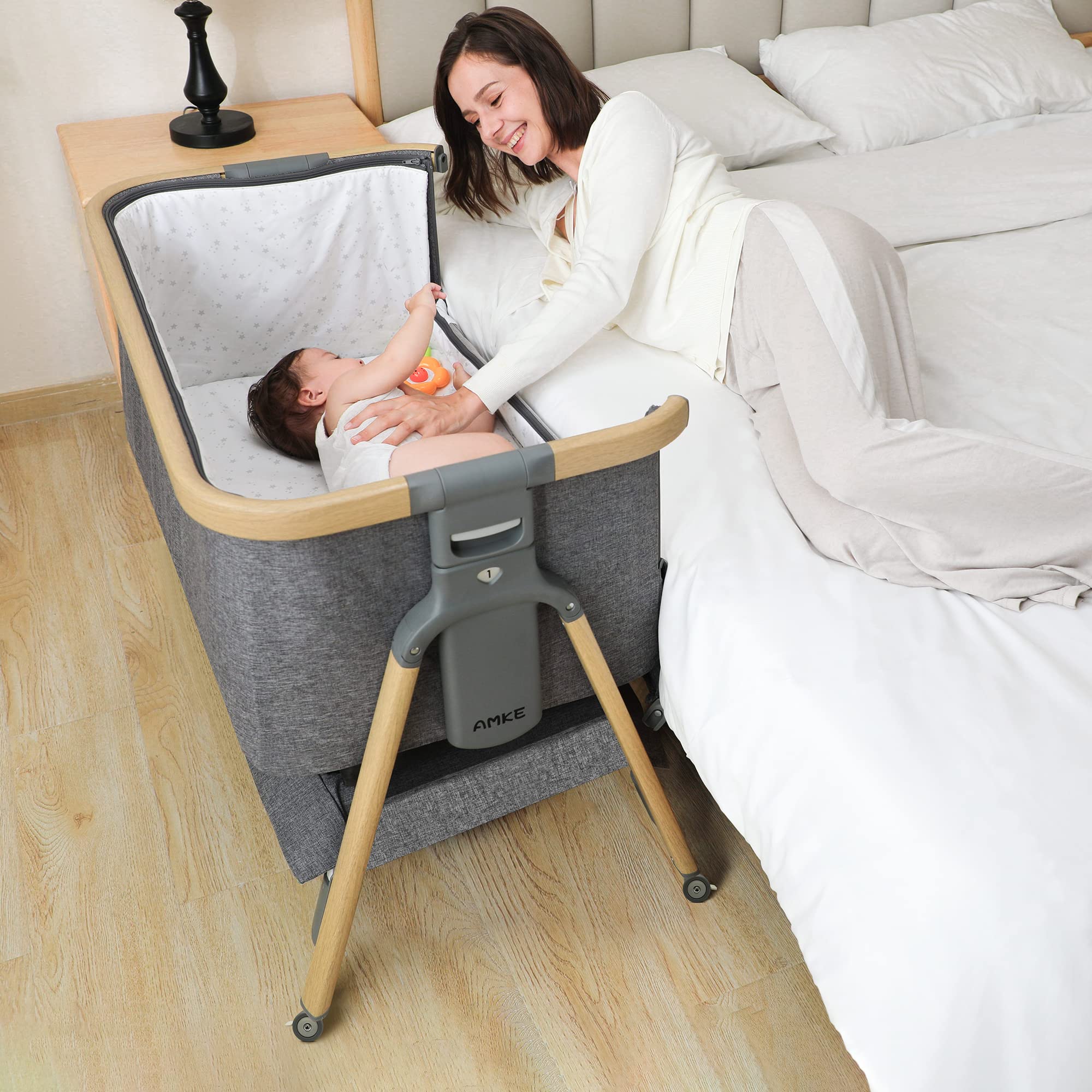 AMKE Bedside Sleeper for Baby,35s Quick Assemble Crib with Storage Basket,Portable Bassinets for Safe Co-Sleeping, Adjustable Bed for Infant Newborn