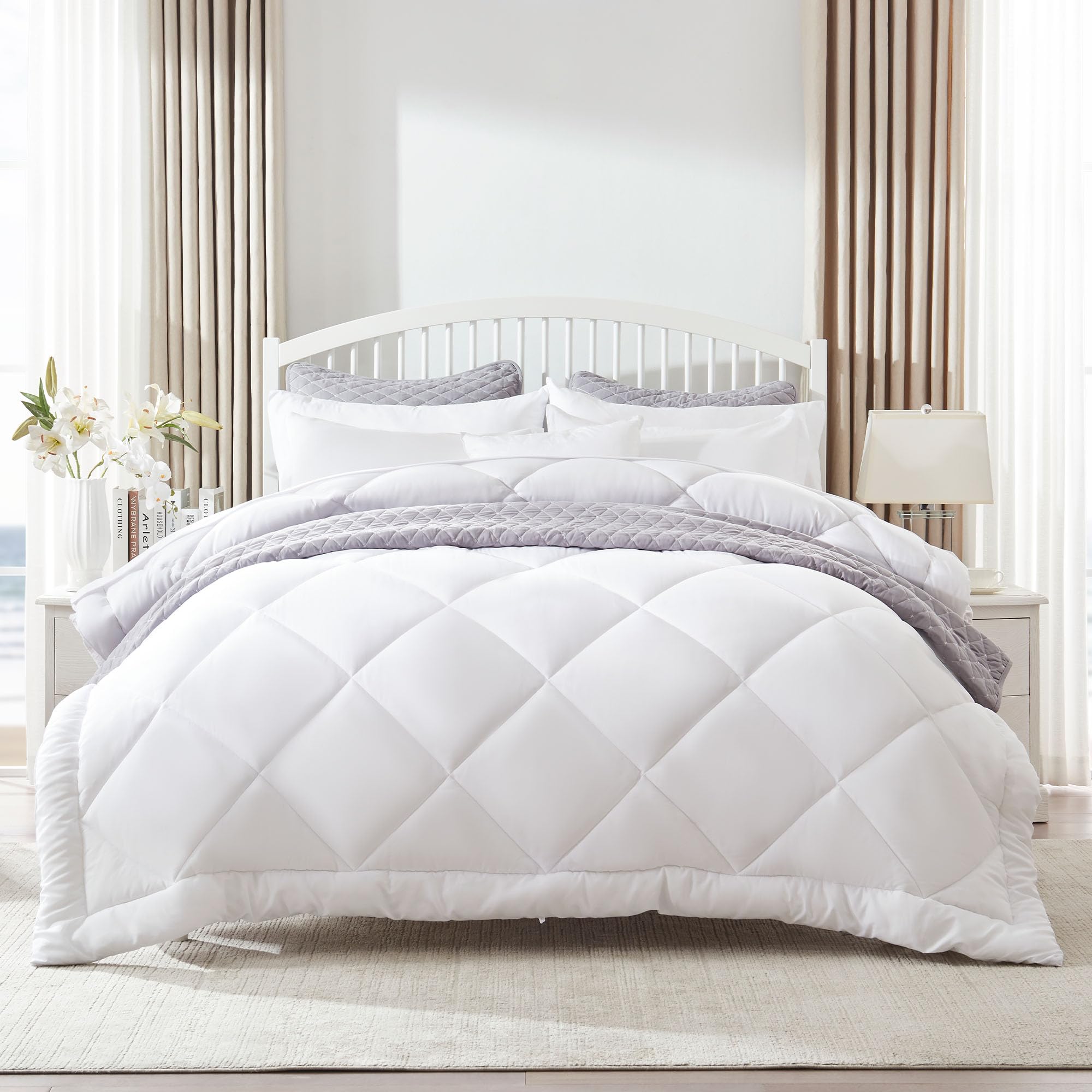 SLEEP ZONE Queen Comforter Duvet Insert, Down Alternative Reversible Comforter, Lightweight, Soft and Breathable Bedding All Season, Diamond Quilting White