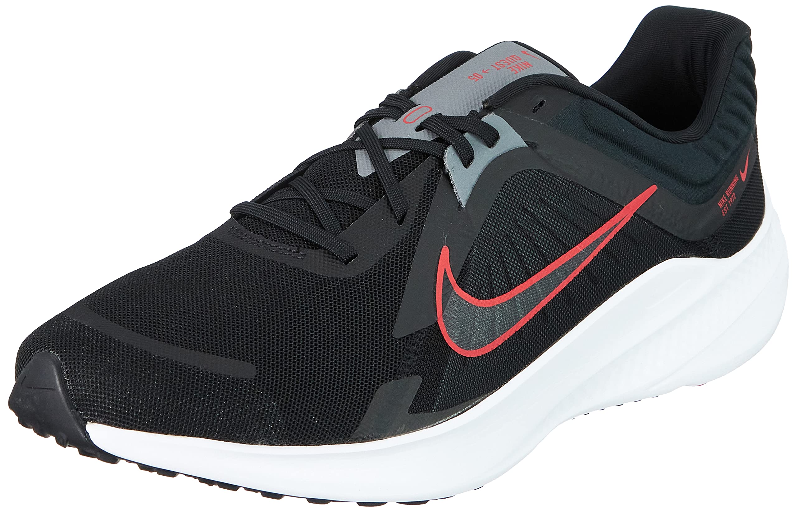 NikeMens Quest 5 Running Shoe