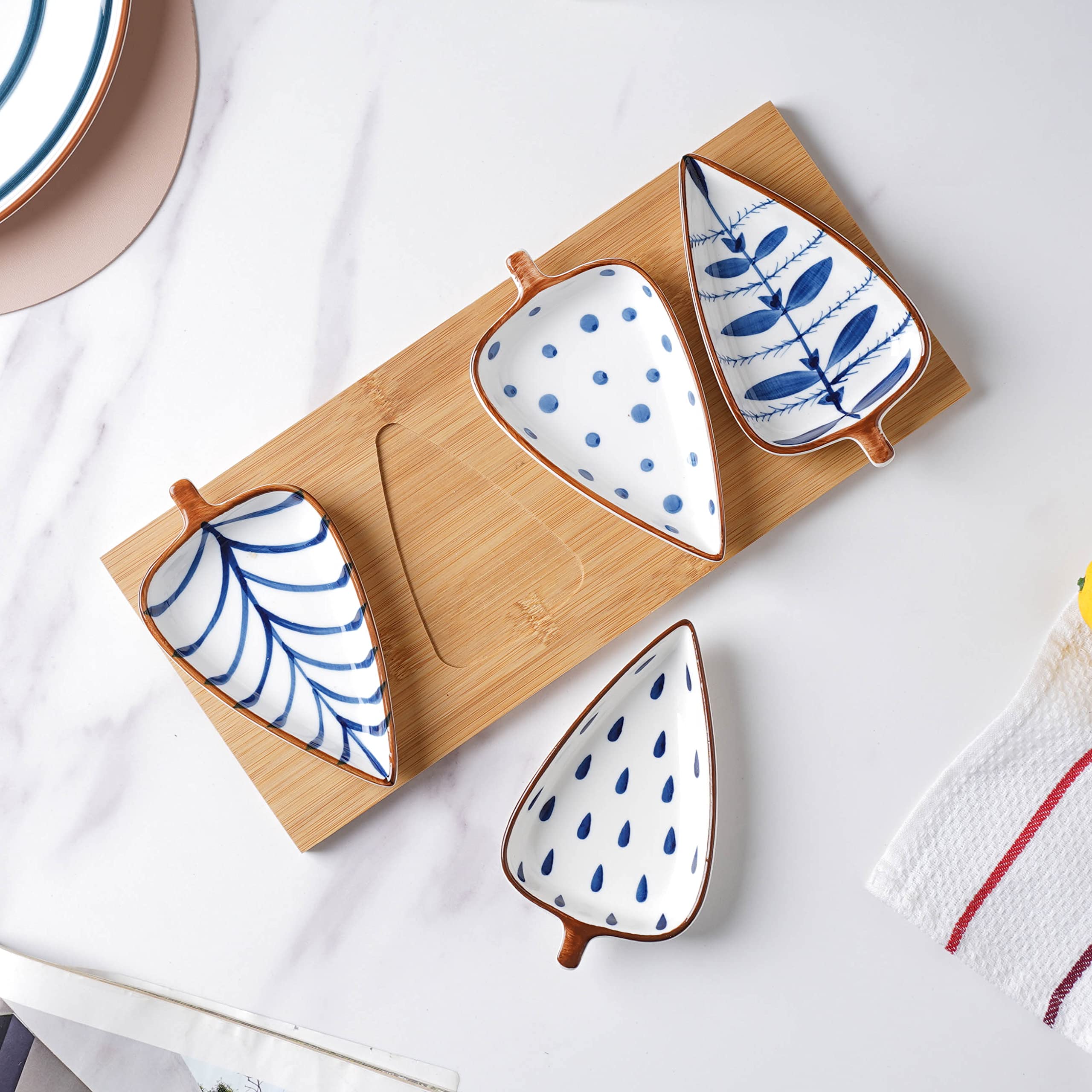 Nestasia Ceramic Serving Platter | 4 Small Leaf-Shaped Plates with 1 Wooden Tray | Perfect for Serving Sweets, Cookies, Dry Fruits, Mouth Freshner & Snacks (Blue & White)