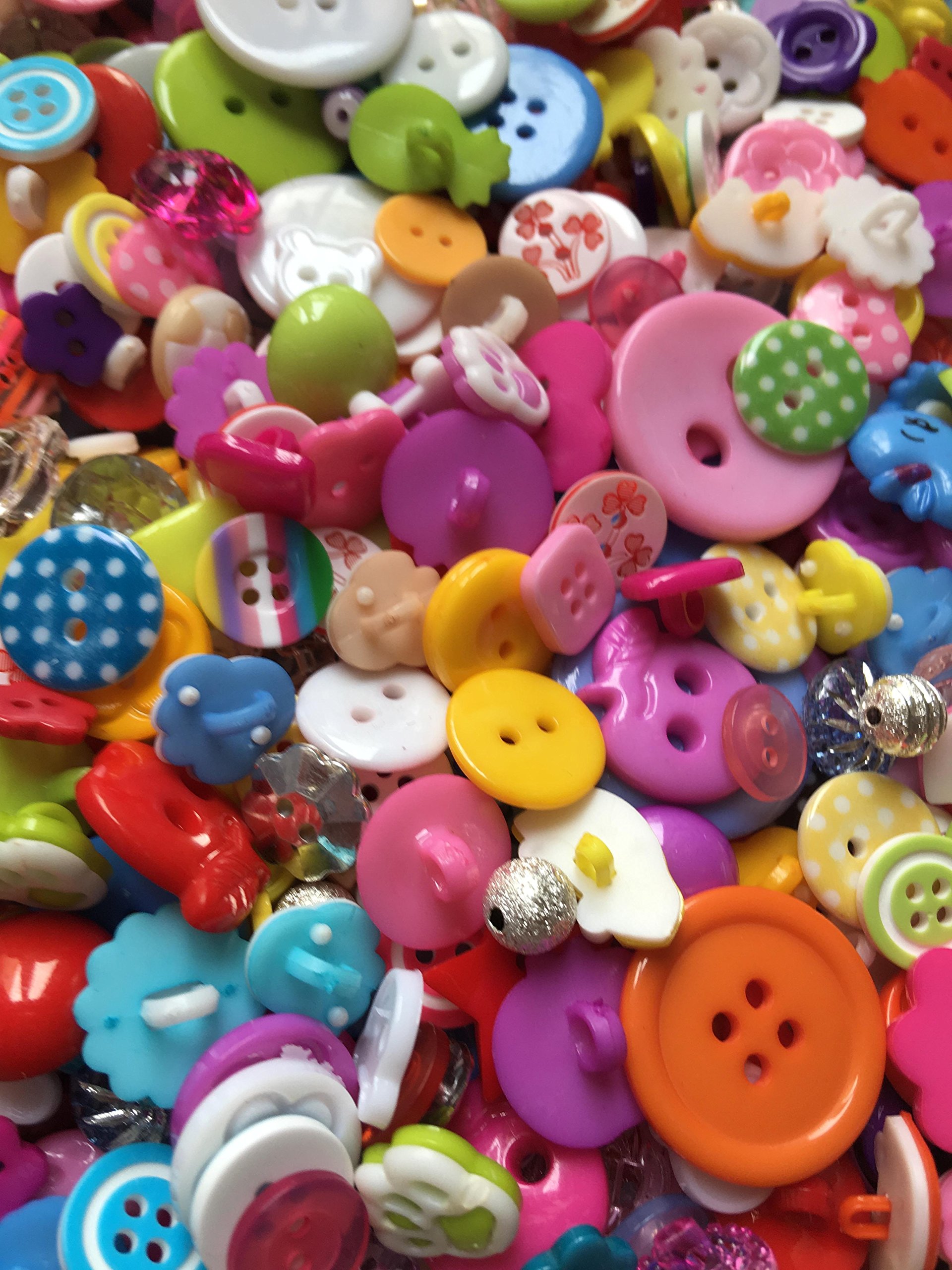 50g Mixed Bag of buttons various Sizes & Shapes Perfect for Sewing, Crafting & DIY Projects (Mixed Acrylic/Resin)