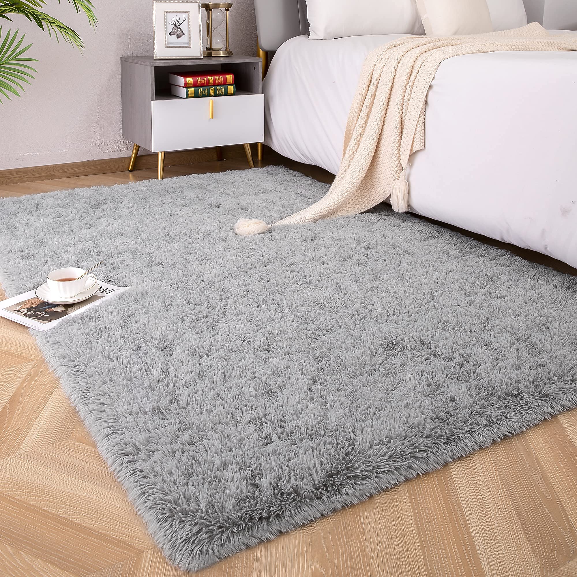 FoxmasSoft Fluffy Area Rugs for Bedroom Kids Room Plush Shaggy Nursery Rug Furry Throw Carpets for Boys Girls, College Dorm Fuzzy Rugs Living Room Home Decorate Rug, 3ft x 5ft, Grey