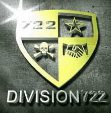 a shield with a skull and crossbones on it and the words division 7222 below it