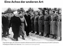 a black and white photo of a group of soldiers with the caption eine ache der anderen art