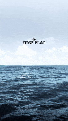 a picture of the ocean with the words stone island on it