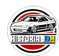 a logo for historia jdm has a car in the center