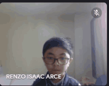 a picture of a boy with the name renzo isaac arce at the bottom