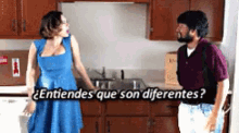 a man and a woman are standing in a kitchen with the words " entiendes que son diferentes " written above them