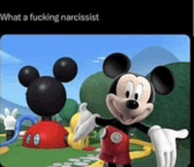 a picture of mickey mouse and minnie mouse in mickey mouse clubhouse