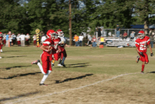 a football player wearing a jersey that says falcons on it