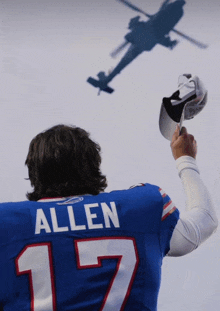 a football player with the name allen on the back of his shirt