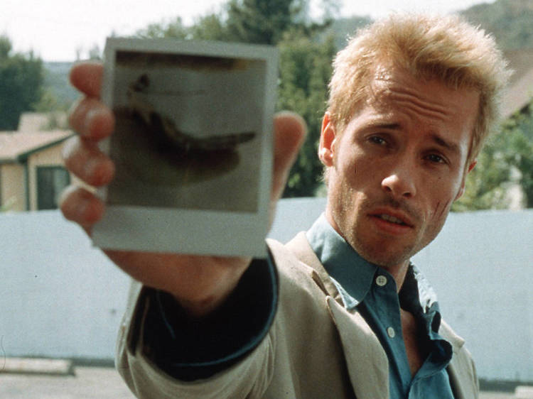 Memento (2000)