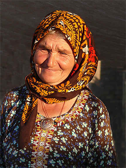 Femme au marché de Mary