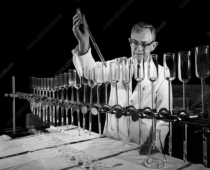 Julius Axelrod, US biochemist - Stock Image - C005/0878 - Science Photo Library