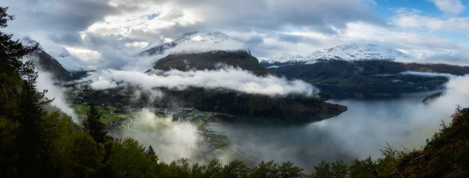 Loen innerst i Nordfjord