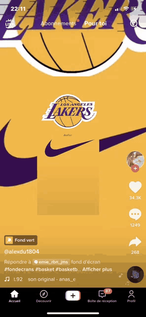 a screenshot of the los angeles lakers on a phone