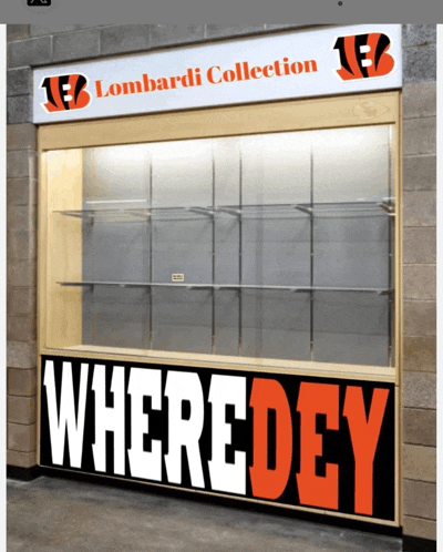 a display case with a sign that says lombardi collection and wheredey