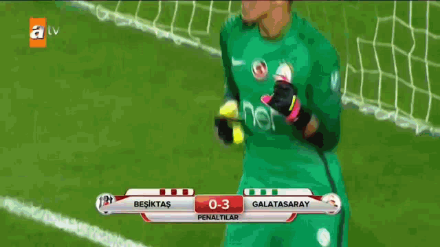 a soccer game between besiktas and galatasaray with a score of 0-3