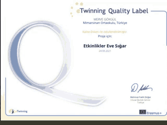 a certificate that says ' twinning quality label ' on the top