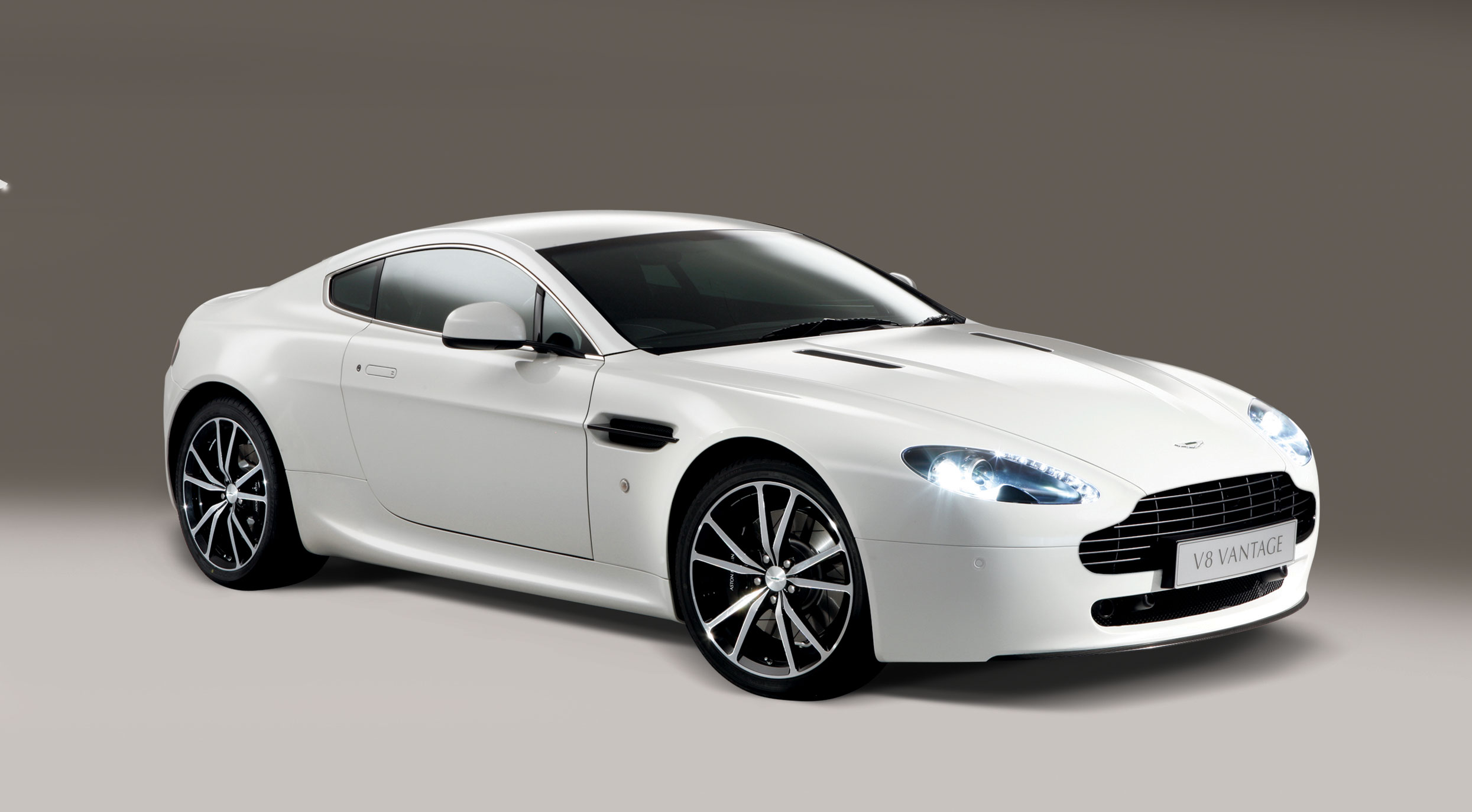 Aston Martin V8 Vantage 2006 #9