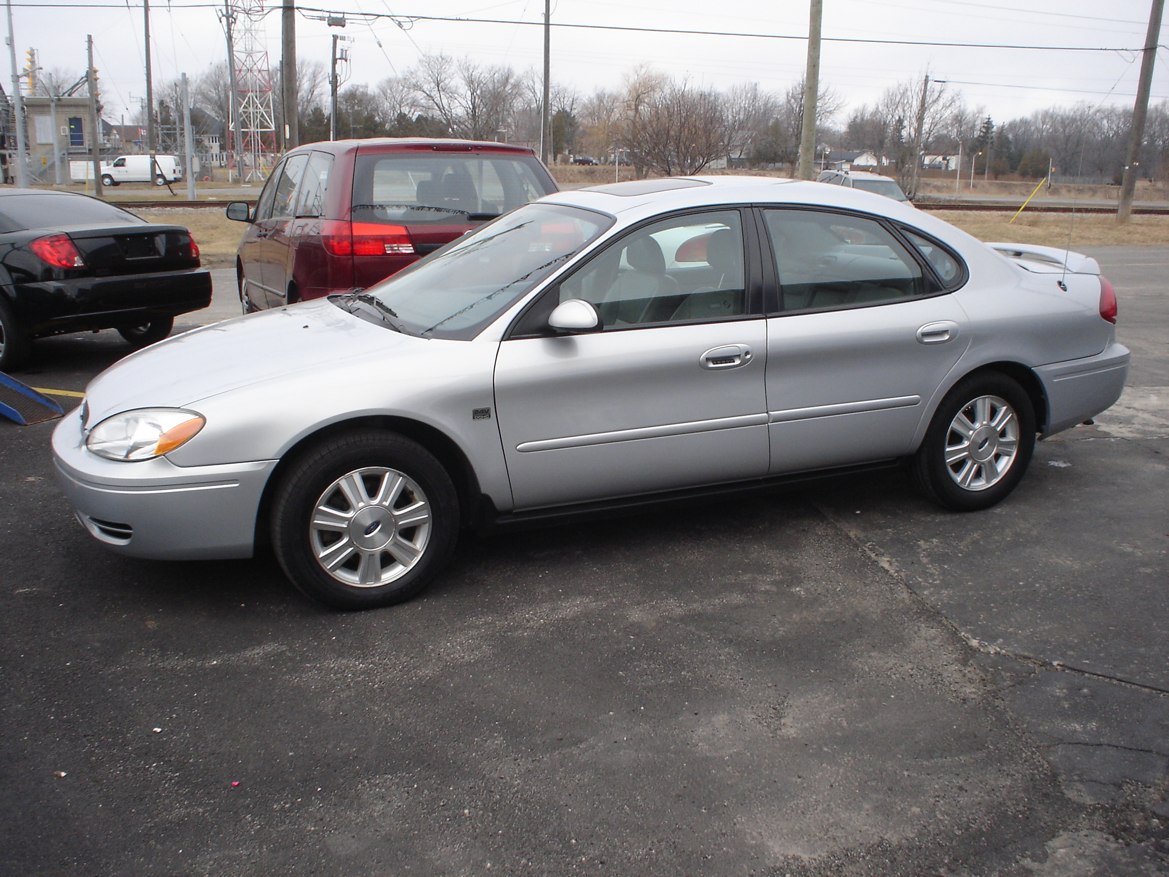 Ford Taurus 2004 #7