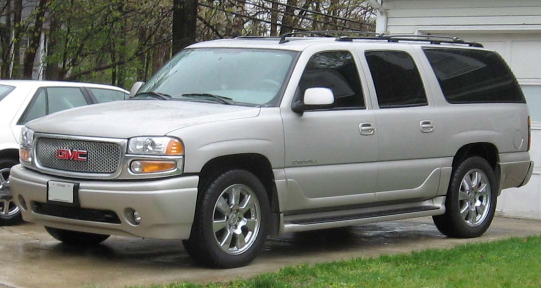 GMC Yukon SL #30