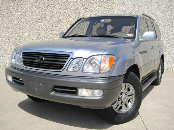 Lexus LX 470 Base #2