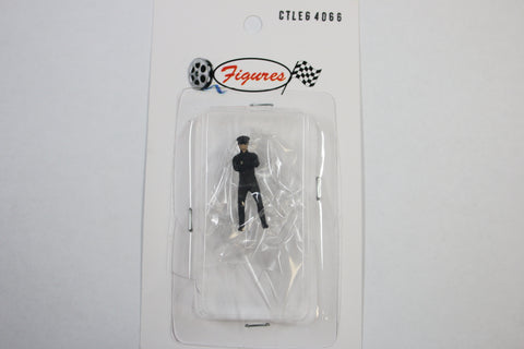 1:64 - Kato Figure