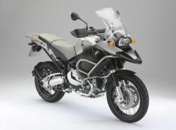 Going Adventurous With the New BMW R1200GS