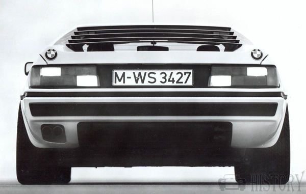 BMW M1 rear view