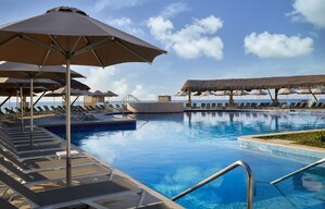 An All-Inclusive Awakening: Marriott Hotels Elevates the Art of Hospitality with New Cancun Resort