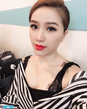 Singer Bao Thy