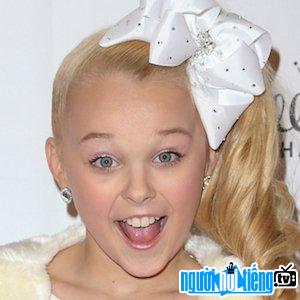 Dance artist Jojo Siwa