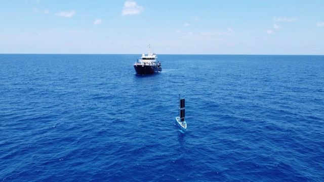 Bluebottle<sup>™</sup> USV with ABFC Thaiyak off Ashmore Reef