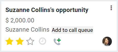 Una scheda opportunità di Odoo CRM con l'opzione di aggiungere il contatto alla coda di chiamata
