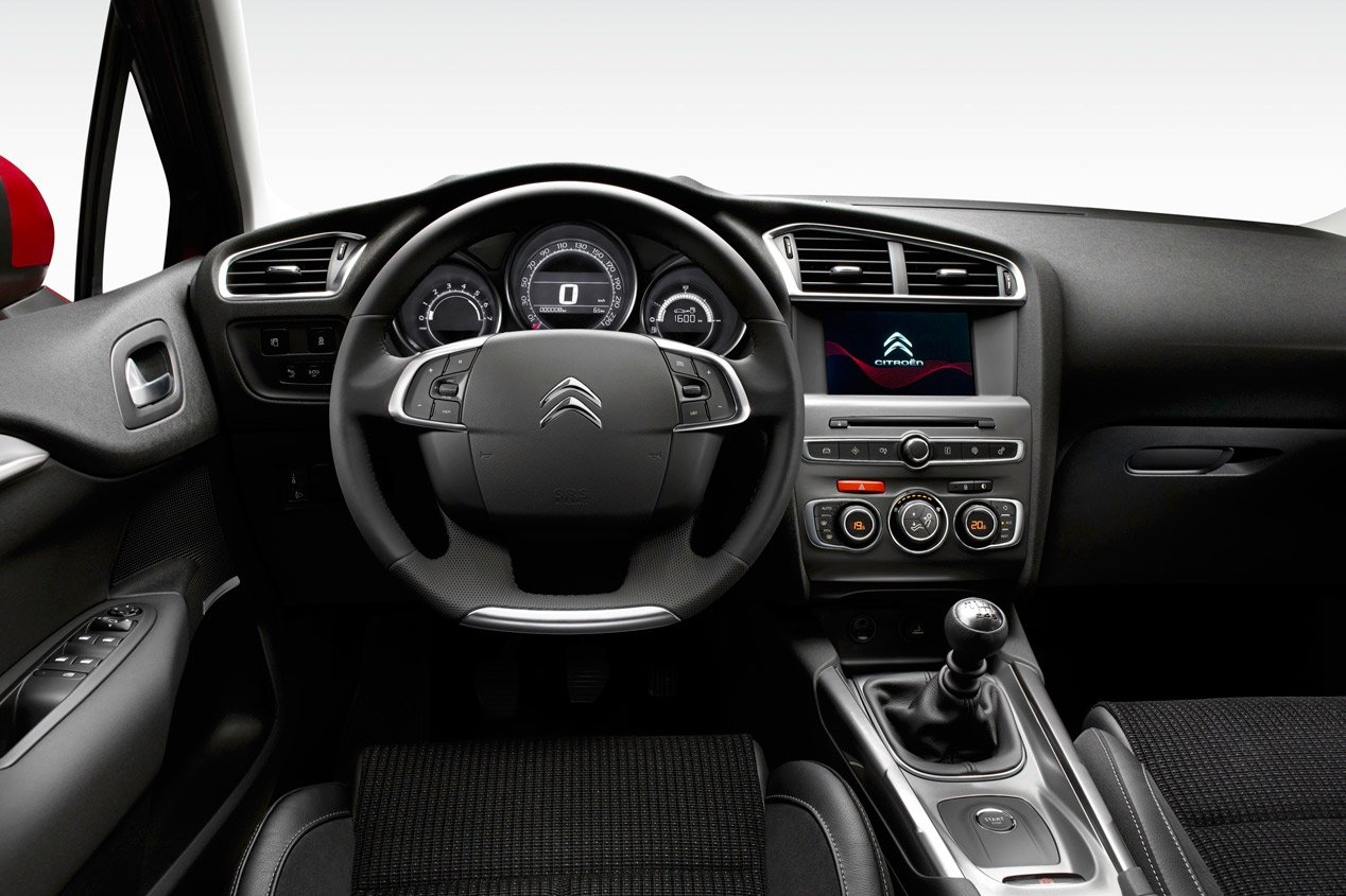 Citroen C4 interior