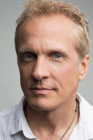 Patrick Fabian