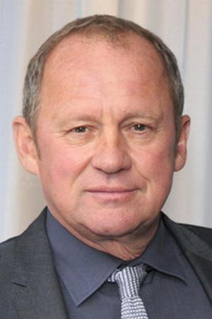 Peter Firth