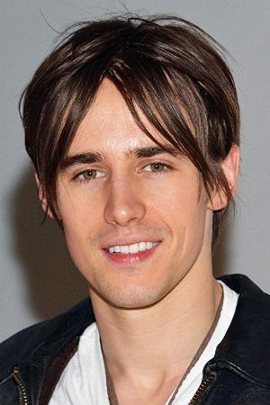 Reeve Carney