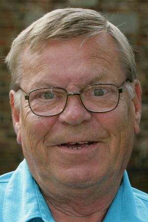 Warren Clarke