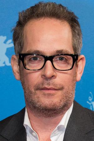 Tom Hollander